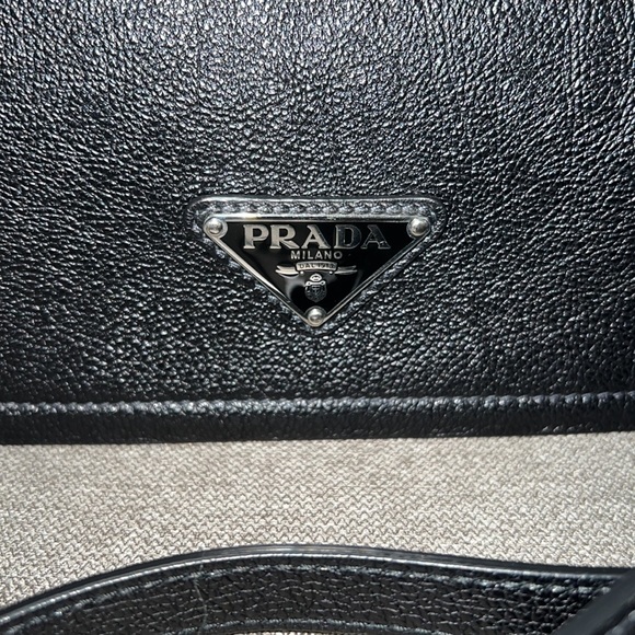 Prada Glace Calf Pattina Leather Crossbody-Color:Nero-Authentic-EUC - Picture 3 of 14